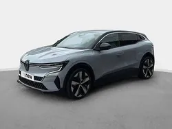 Gris Utilisé 2023 Renault Mégane Techno Berline | 26 990 € (Prix juste)