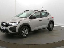 Gris Utilisé 2023 Dacia Sandero Essentiel Citadine | 15 500 € (Prix juste)