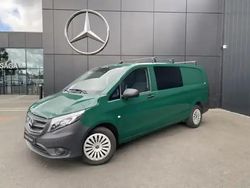 Vert Occasion 2022 Mercedes Vito Van | 39 480 € (Prix juste)