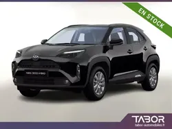 Noir Nouvelle 2025 Toyota Yaris Cross SUV | 24 947 €