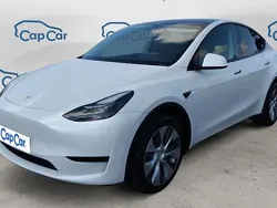 Utilisé 2023 Tesla Model Y Standard Range SUV | 32 990 € (Prix juste)