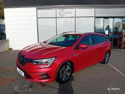 Rouge Utilisé 2022 Renault Mégane IV Intens Break | 17 690 € (Prix juste)