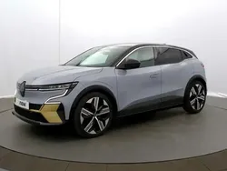 Gris Utilisé 2022 Renault Mégane Iconic Berline | 23 490 € (Prix juste)