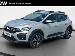 Gris Utilisé 2024 Dacia Sandero Expression Citadine | 16 350 € (Prix juste)