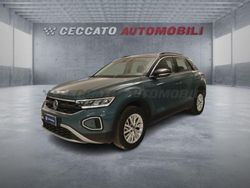 Utilisé 2024 VW T-Roc Life SUV | 23 895 € (Bon prix)