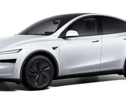Blanc Utilisé 2025 Tesla Model Y Long Range SUV | 55 749 €