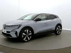 Gris Utilisé 2022 Renault Mégane Techno Berline | 21 990 € (Bon prix)