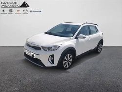 Blanc Utilisé 2022 Kia Stonic SUV | 18 990 € (Prix juste)