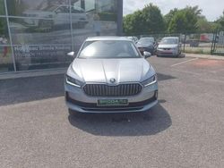 Gris Utilisé 2024 Skoda Superb Break | 37 990 € (Bon prix)