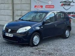 Bleu Utilisé 2010 Dacia Sandero Citadine | 2 990 € (Bon prix)