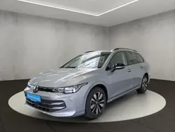 Argent Utilisé 2024 VW Golf VIII Life Break | 33 100 € (Prix cher)