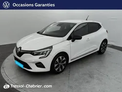 Utilisé 2023 Renault Clio V Evolution Citadine | 15 429 € (Prix juste)
