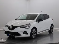Blanc Utilisé 2022 Renault Clio V Evolution Berline | 17 299 € (Prix juste)