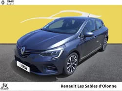Gris Utilisé 2022 Renault Clio V Intens Berline | 14 880 € (Prix juste)