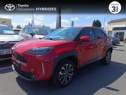 Rouge Utilisé 2022 Toyota Yaris Hybrid Design | 23 470 € (Prix juste)