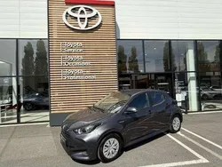 Utilisé 2021 Toyota Yaris Hybrid Berline | 16 780 € (Bon prix)