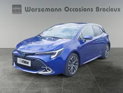 Bleu Nouvelle 2024 Toyota Corolla Berline | 28 490 € (Bon prix)