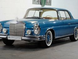Bleu Utilisé 1965 Mercedes 250 SE Coupé | 120 000 €