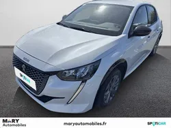 Blanc Utilisé 2022 Peugeot e-208 Allure Citadine | 18 390 € (Prix juste)