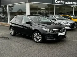 Noir Utilisé 2021 Peugeot 308 Allure Berline | 19 890 € (Prix cher)