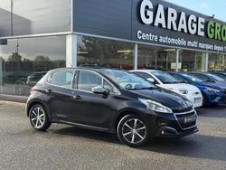 Noir Utilisé 2018 Peugeot 208 Style Citadine | 10 980 € (Prix assez cher)