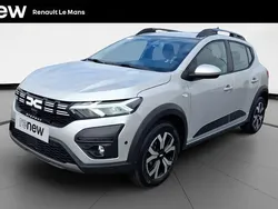 Gris Utilisé 2024 Dacia Sandero Expression Citadine | 16 890 € (Prix juste)