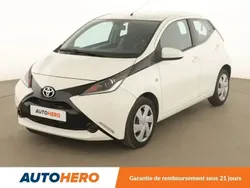 Blanc Utilisé 2016 Toyota Aygo X-play Citadine | 7 990 € (Bon prix)