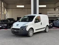 Blanc Utilisé 2017 Peugeot Bipper Monospace | 7 490 €