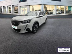 Blanc Utilisé 2020 Peugeot 2008 Allure SUV | 14 290 € (Prix juste)