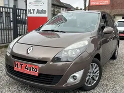 Bleu Utilisé 2010 Renault Scénic III Monospace | 2 999 €
