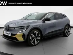 Gris Utilisé 2022 Renault Mégane Iconic Berline | 29 990 € (Prix assez cher)