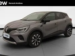 Gris Utilisé 2023 Renault Captur Evolution SUV | 15 999 € (Prix juste)