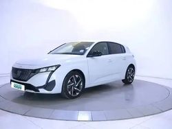 Teinte metallisee blanc okenite Utilisé 2025 Peugeot 308 S Berline | 28 290 € (Prix assez cher)