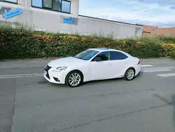 Blanc Utilisé 2014 Lexus IS300h Executive Line Berline | 16 200 €