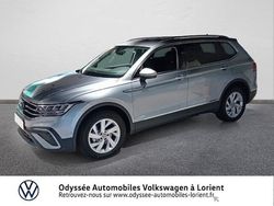 Gris Utilisé 2024 VW Tiguan Allspace Life SUV | 43 990 € (Prix juste)