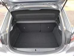 Blanc Utilisé 2023 Peugeot 208 Style Citadine | 12 999 € (Prix juste)