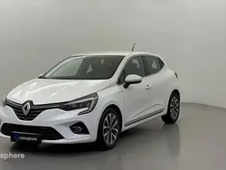 Utilisé 2021 Renault Clio V Intens Berline | 15 999 € (Prix juste)