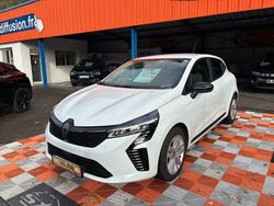 Blanc Utilisé 2025 Renault Clio V Evolution Berline | 18 980 € (Prix juste)