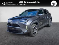 Gris Utilisé 2024 Toyota Yaris Hybrid Design | 24 880 € (Prix assez cher)