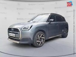 Smokey green Utilisé 2024 Mini Countryman Favoured SUV | 35 999 €