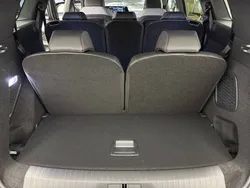 Gris Utilisé 2024 Peugeot 5008 GTi Monospace | 40 990 €