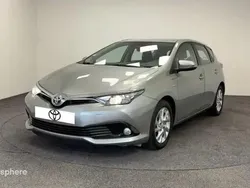 Blanc Utilisé 2016 Toyota Auris Hybrid Berline | 14 299 € (Prix juste)