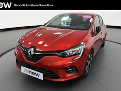 Rouge Utilisé 2023 Renault Clio V Business Citadine | 15 999 € (Prix juste)