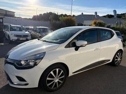 Blanc Occasion 2018 Renault Clio IV Business Berline | 10 400 € (Bon prix)