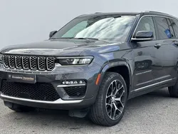 Noir Utilisé 2023 Jeep Grand Cherokee Summit SUV | 82 900 € (Prix assez cher)