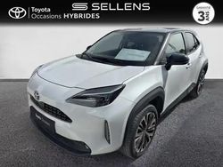 Blanc nacré/toit noir Occasion 2023 Toyota Yaris Cross SUV | 26 790 € (Prix juste)