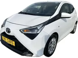 Blanc Utilisé 2021 Toyota Aygo X-play Citadine | 10 990 € (Prix juste)