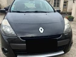 Utilisé 2010 Renault Clio II Dynamique Berline | 4 000 € (Bon prix)