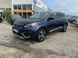 Bleu Utilisé 2019 Peugeot 5008 Allure Monospace | 18 980 € (Prix cher)