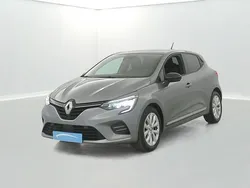 Utilisé 2023 Renault Clio V Evolution Citadine | 13 790 € (Prix juste)